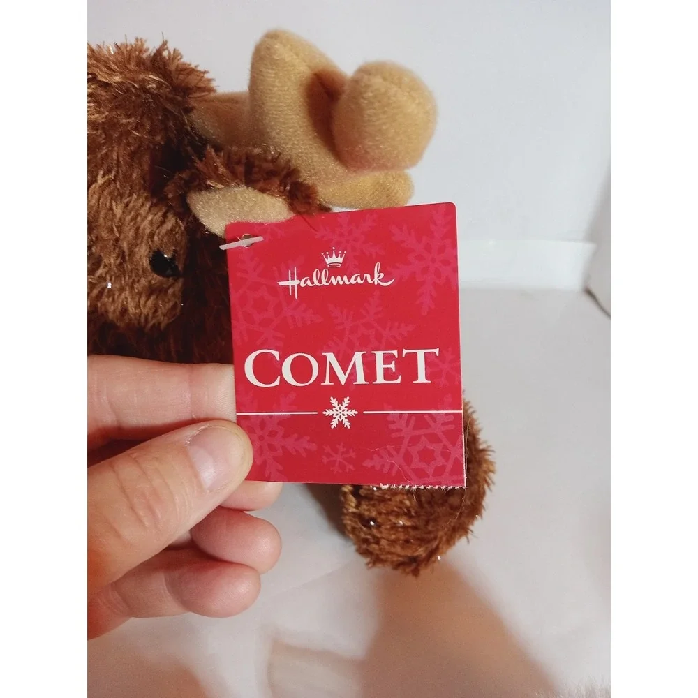 Hallmark Cards Plush Comet Reindeer Brown Sparkly Jingle Bell 9